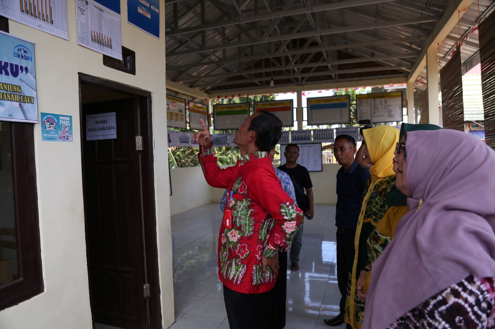 Bupati Tala Resmikan Rumah Dataku Desa Telaga